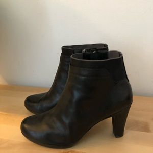 Geox breathable ankle boot.